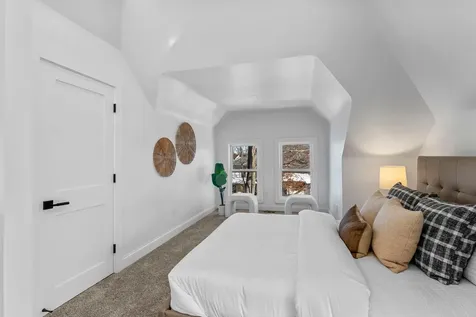 2320 Humboldt Avenue S Minneapolis MN 55405