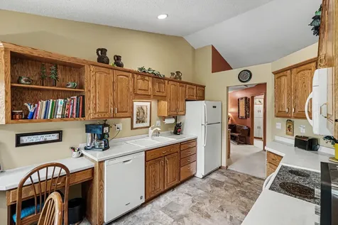 608 Cherrywood Court Red Wing MN 55066