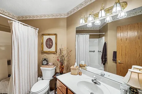 608 Cherrywood Court Red Wing MN 55066