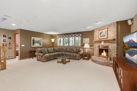 1887 Magnolia Lane N Plymouth MN 55441