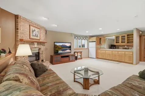 1887 Magnolia Lane N Plymouth MN 55441