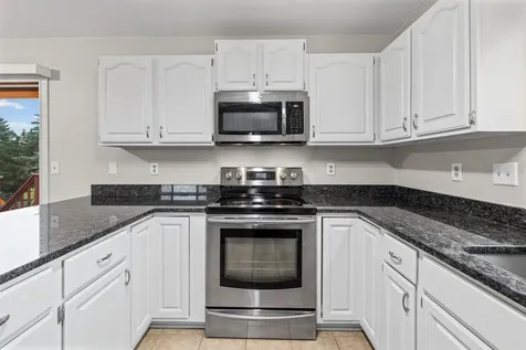 1346 Cope Avenue E Maplewood MN 55109