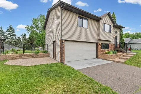 1346 Cope Avenue E Maplewood MN 55109