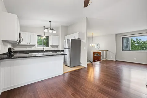 1346 Cope Avenue E Maplewood MN 55109