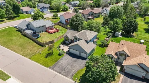 7101 91st Trail N Brooklyn Park MN 55445