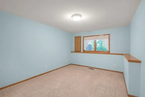 2602 Rivers Bluff Lane Anoka MN 55303