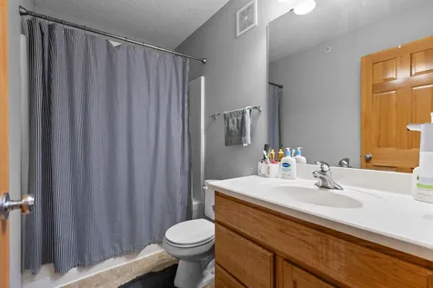 8334 Labont Way Eden Prairie MN 55344