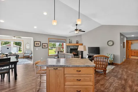 614 Dewberry Lane Alexandria MN 56308
