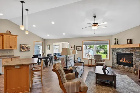 614 Dewberry Lane Alexandria MN 56308