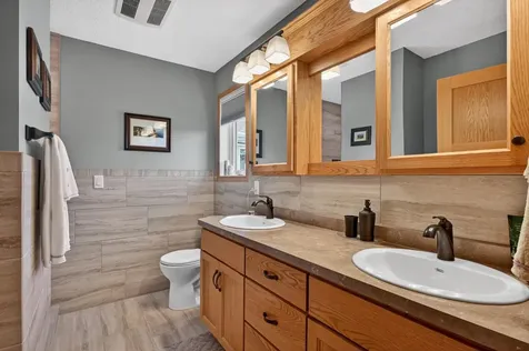 614 Dewberry Lane Alexandria MN 56308