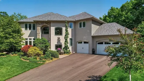 381 Del Rio Drive Chanhassen MN 55317
