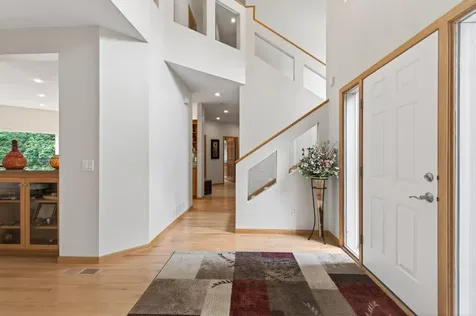 381 Del Rio Drive Chanhassen MN 55317