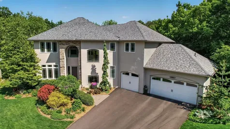 381 Del Rio Drive Chanhassen MN 55317