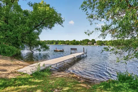381 Del Rio Drive Chanhassen MN 55317