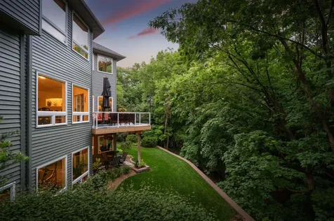 381 Del Rio Drive Chanhassen MN 55317