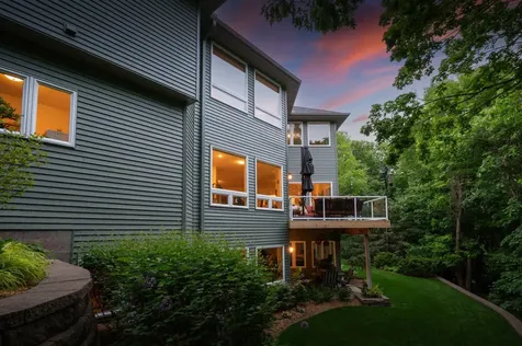 381 Del Rio Drive Chanhassen MN 55317