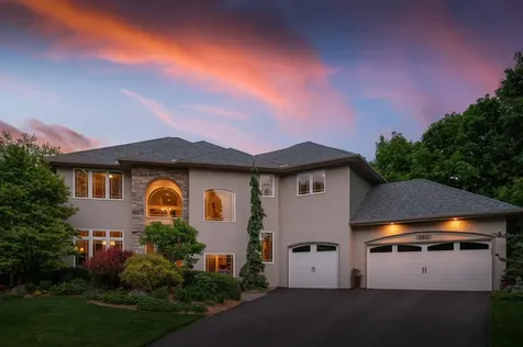 381 Del Rio Drive Chanhassen MN 55317