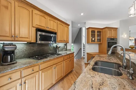 381 Del Rio Drive Chanhassen MN 55317