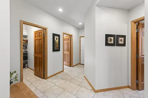381 Del Rio Drive Chanhassen MN 55317