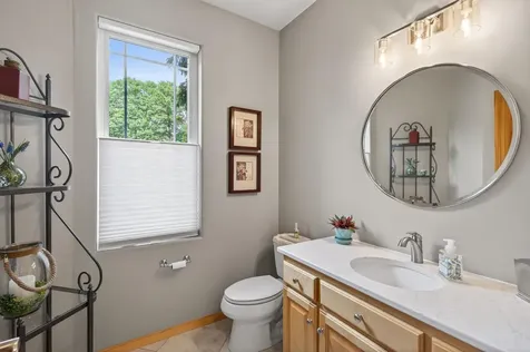 381 Del Rio Drive Chanhassen MN 55317