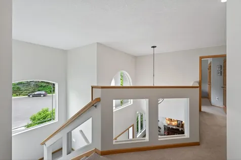 381 Del Rio Drive Chanhassen MN 55317