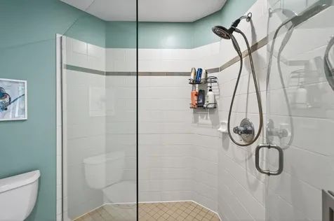 381 Del Rio Drive Chanhassen MN 55317
