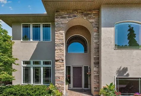 381 Del Rio Drive Chanhassen MN 55317