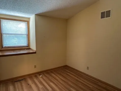 5304 Highpointe Terrace Bloomington MN 55437