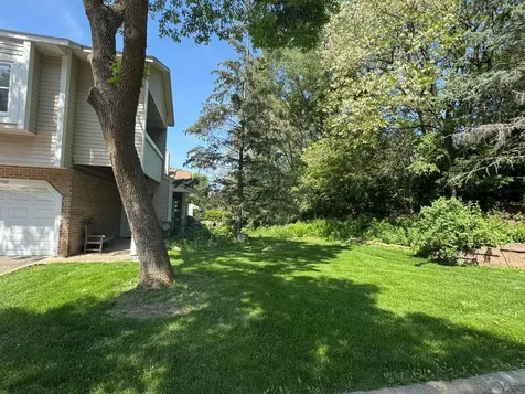 5304 Highpointe Terrace Bloomington MN 55437