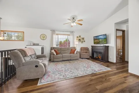 14931 Mary Beth Lane Little Falls MN 56345