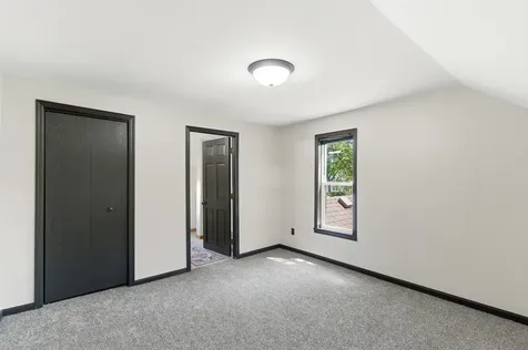 1035 E Main Street Mankato MN 56001