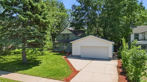1035 E Main Street Mankato MN 56001