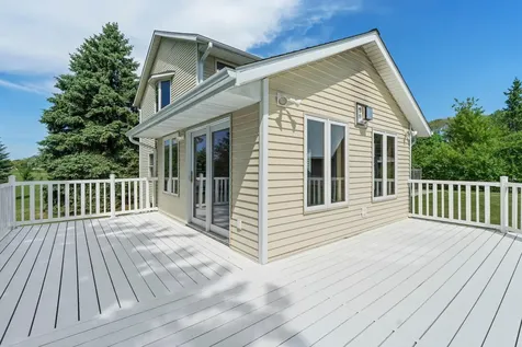 2733 Neal Avenue N Stillwater MN 55082
