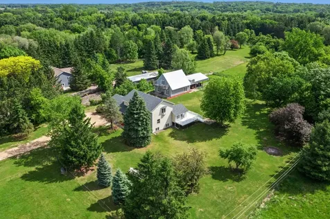 2733 Neal Avenue N Stillwater MN 55082
