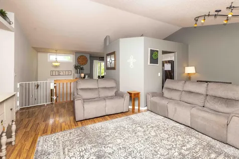 907 11th Avenue SE Barnesville MN 56514