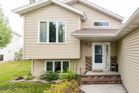 907 11th Avenue SE Barnesville MN 56514