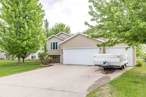 907 11th Avenue SE Barnesville MN 56514