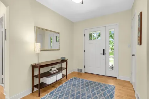 2480 Beverly Road Saint Paul MN 55104