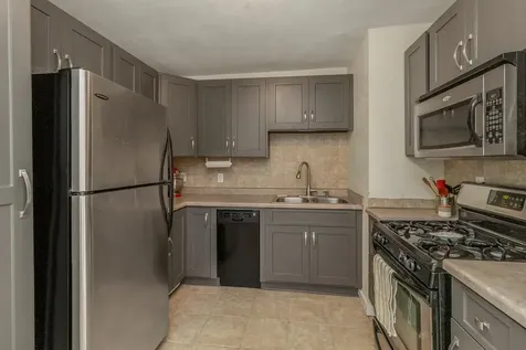 222 Fisk Street Saint Paul MN 55104