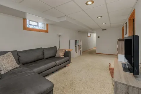 222 Fisk Street Saint Paul MN 55104