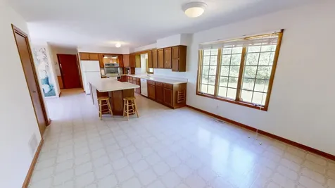 3172 15th Avenue NW Willmar MN 56201