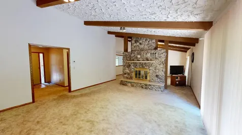 3172 15th Avenue NW Willmar MN 56201