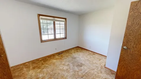 3172 15th Avenue NW Willmar MN 56201