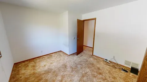 3172 15th Avenue NW Willmar MN 56201