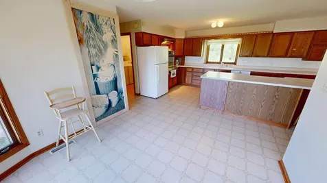 3172 15th Avenue NW Willmar MN 56201