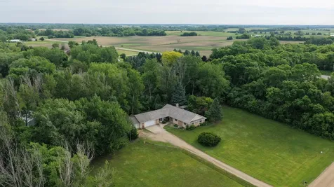 3172 15th Avenue NW Willmar MN 56201