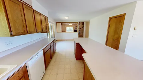 3172 15th Avenue NW Willmar MN 56201