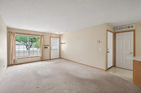 8639 Quarry Ridge Lane Woodbury MN 55125