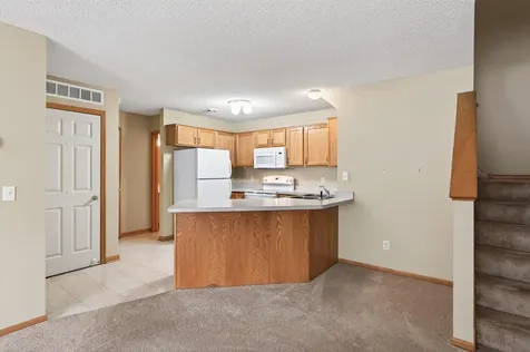 8639 Quarry Ridge Lane Woodbury MN 55125