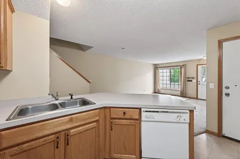 8639 Quarry Ridge Lane Woodbury MN 55125